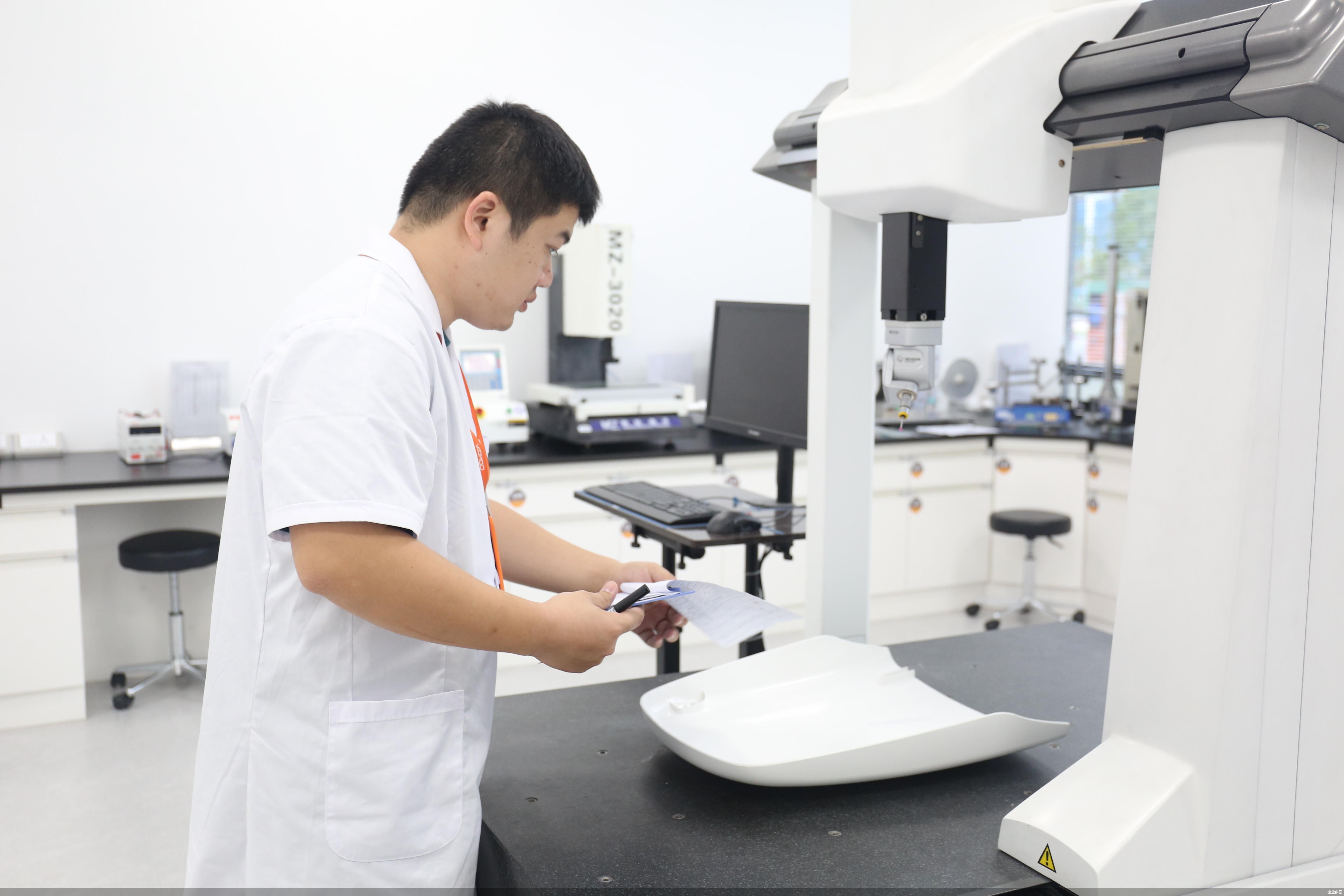 全球規(guī)模最強(qiáng)最大!九牧5G智能馬桶燈塔工廠(chǎng)第600萬(wàn)套產(chǎn)品上線(xiàn)